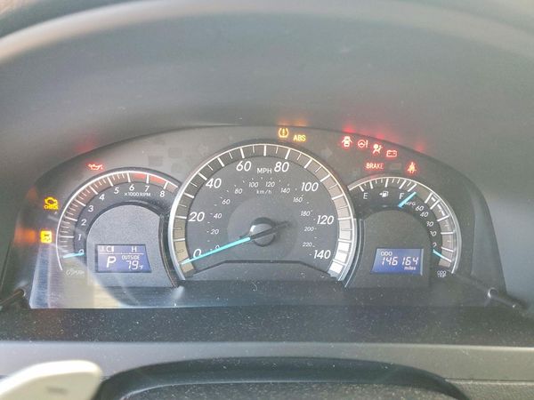 2012 TOYOTA CAMRY