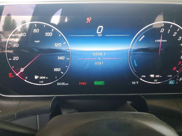 2025 MERCEDES-BENZ GLC