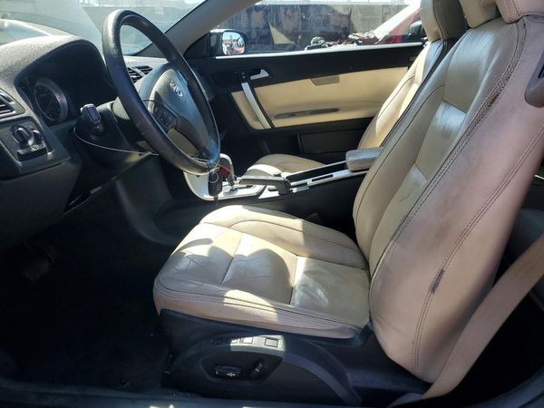 2012 VOLVO C70