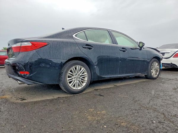 2013 LEXUS ES