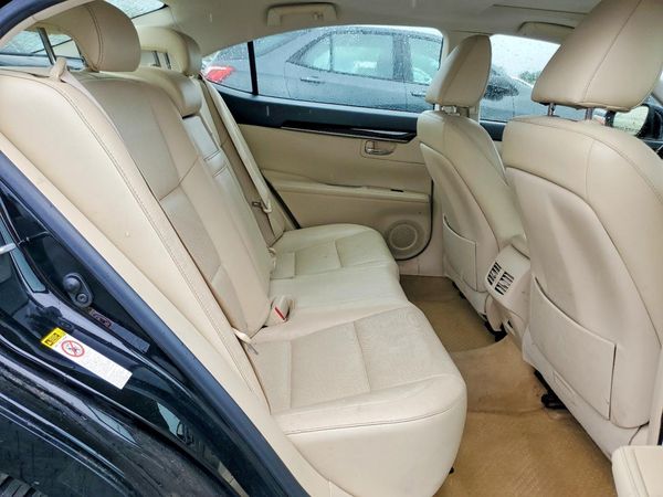 2013 LEXUS ES