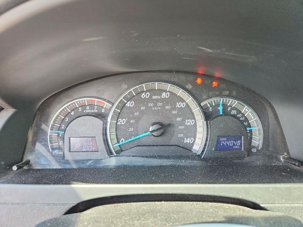 2014 TOYOTA CAMRY