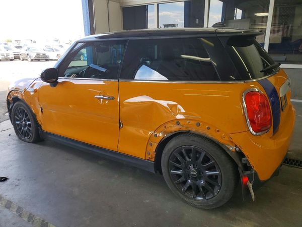 2015 MINI COOPER