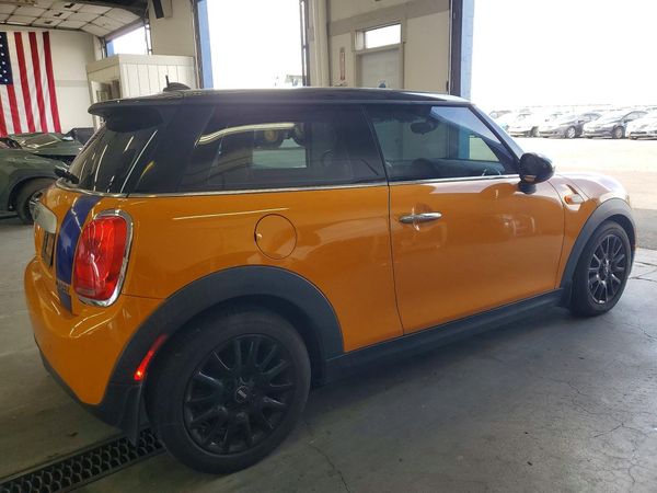 2015 MINI COOPER