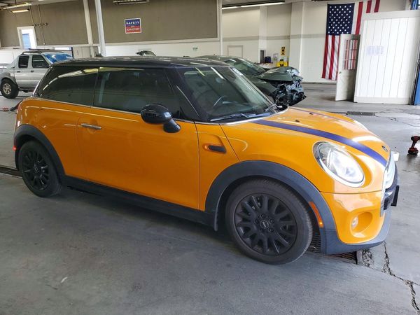 2015 MINI COOPER