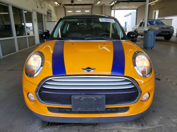 2015 MINI COOPER