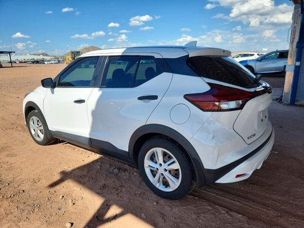 2021 NISSAN KICKS