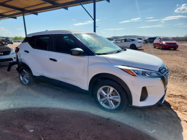 2021 NISSAN KICKS