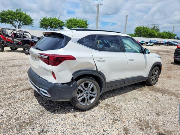 2023 KIA SELTOS