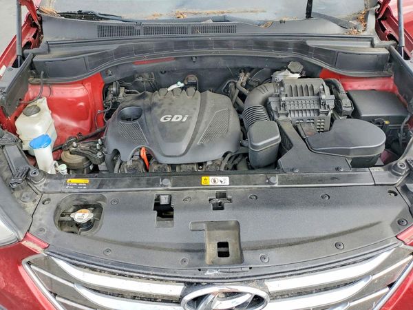 2016 HYUNDAI SANTA FE Base — Engine bay