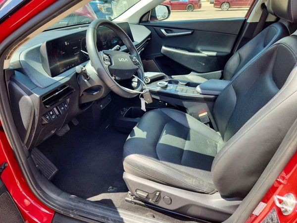 2023 KIA EV6 Light, Wind