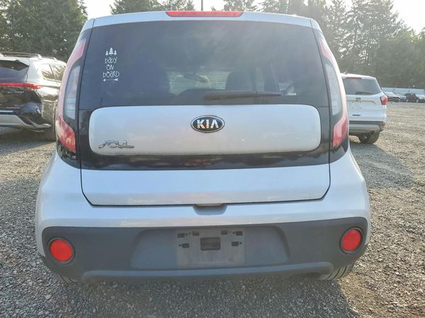 2018 KIA SOUL Base