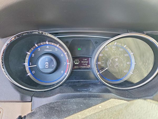 2013 HYUNDAI SONATA