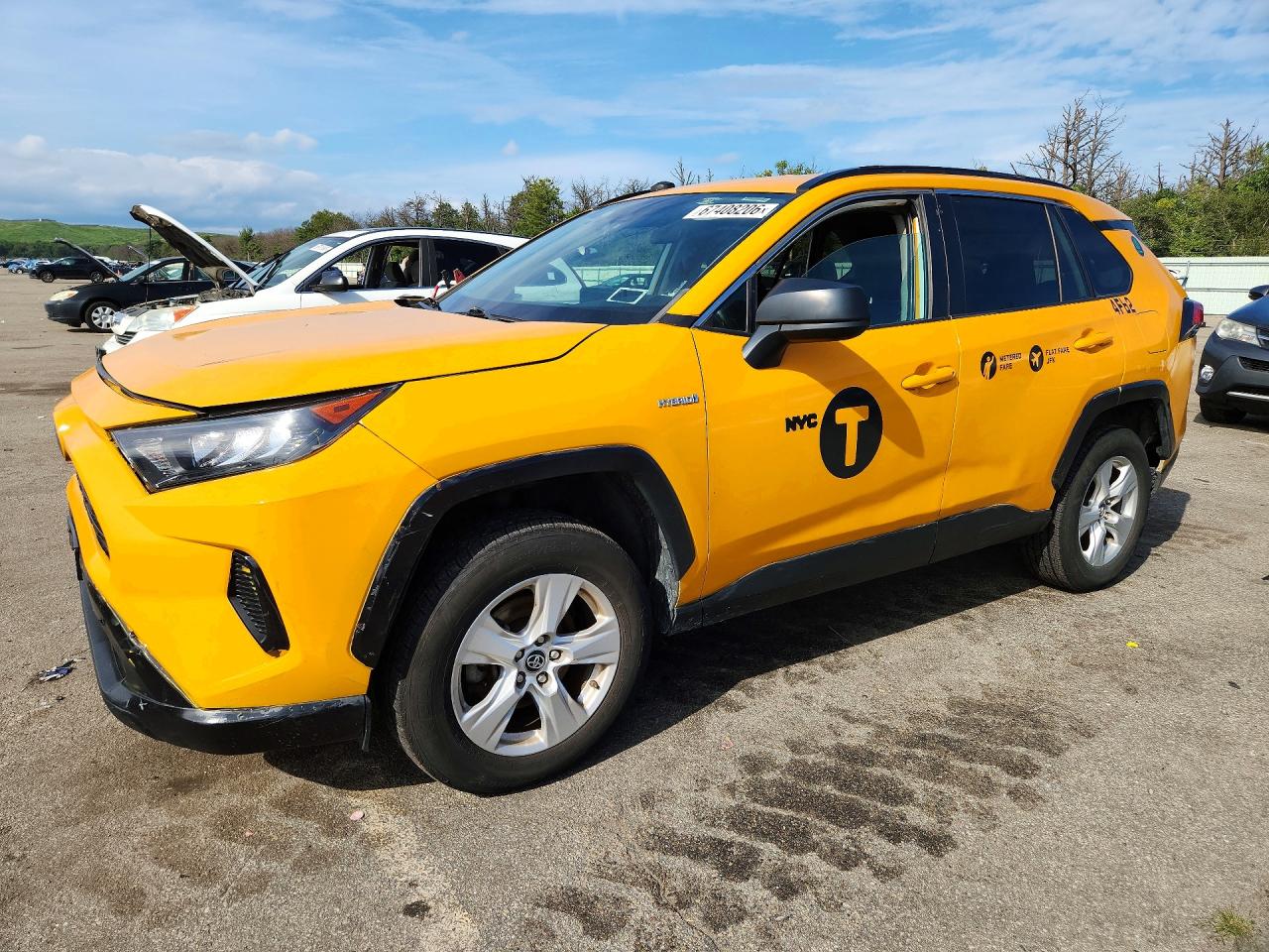 2019 TOYOTA RAV4 LE HV 4WD