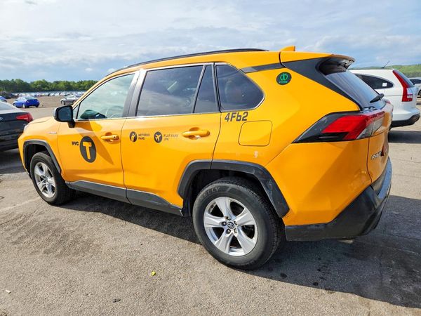 2019 TOYOTA RAV4 LE HV 4WD