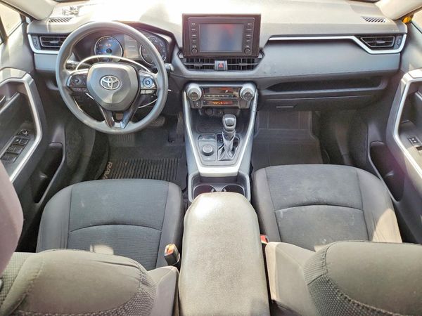 2019 TOYOTA RAV4 LE HV 4WD