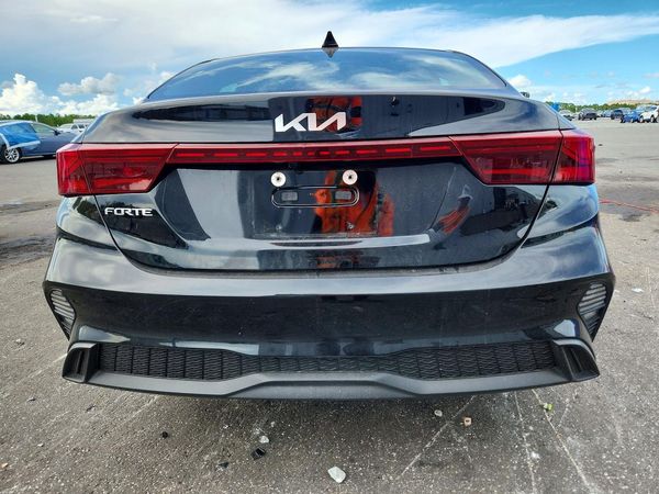 2024 KIA FORTE