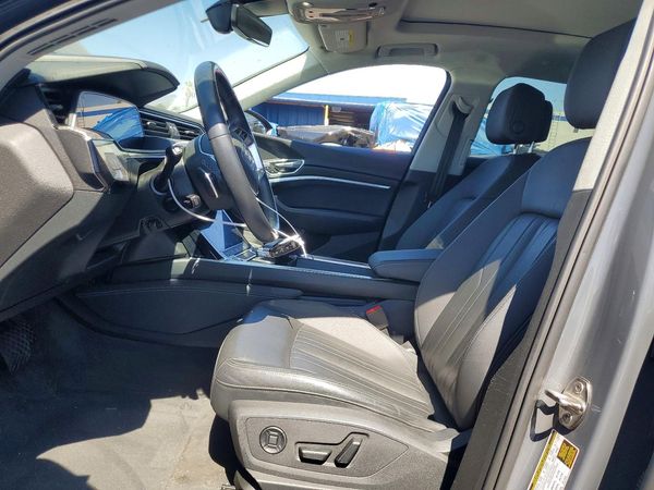 2024 AUDI Q8 E-TRON