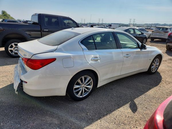 2017 INFINITI Q50