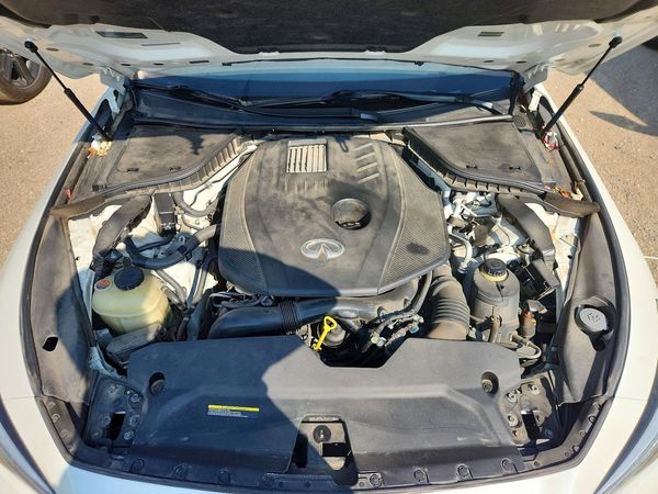 2017 INFINITI Q50