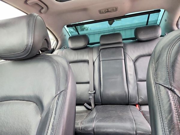 2014 KIA CADENZA