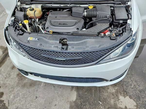 2020 CHRYSLER PACIFICA