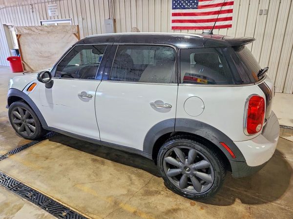 2014 MINI COOPER