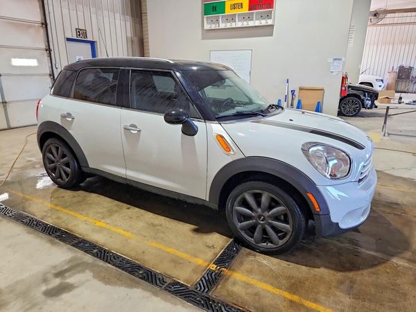 2014 MINI COOPER