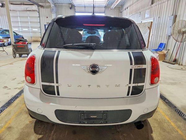 2014 MINI COOPER