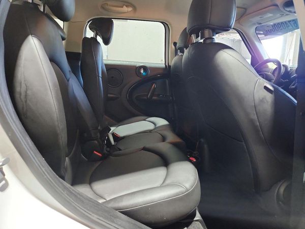 2014 MINI COOPER