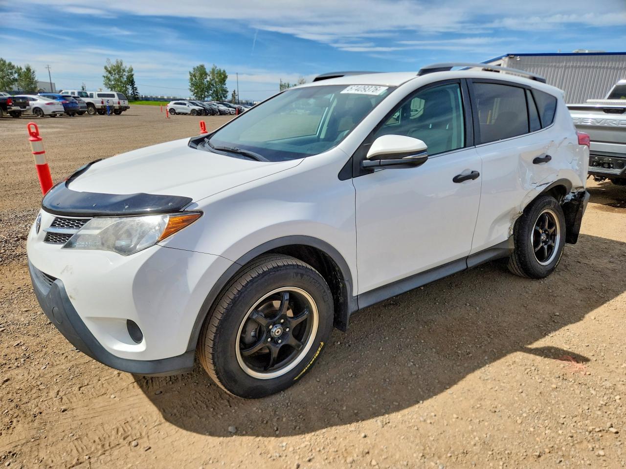2013 TOYOTA RAV4 Standard — Front 3/4