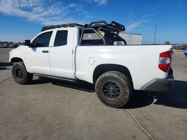 2017 TOYOTA TUNDRA