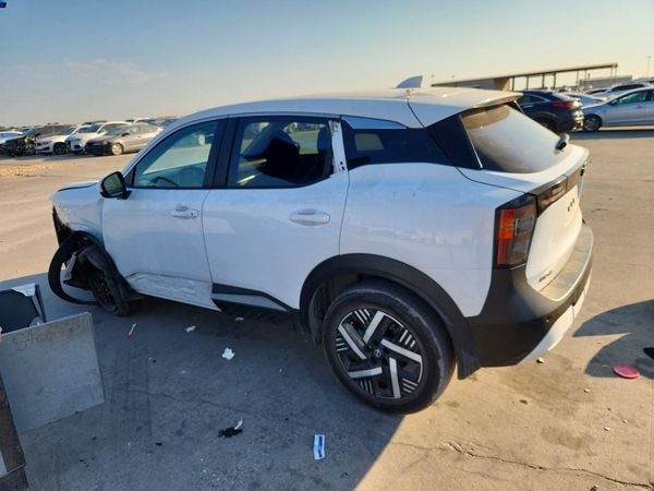 2025 NISSAN KICKS