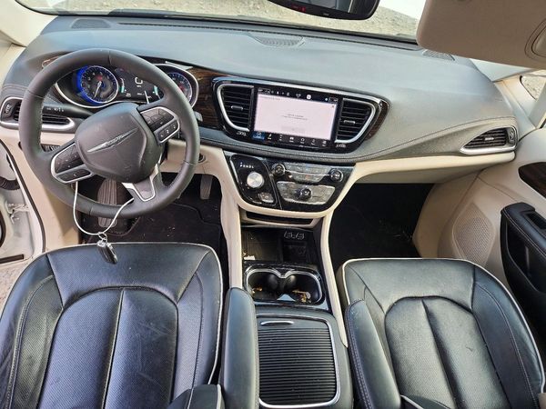 2023 CHRYSLER PACIFICA