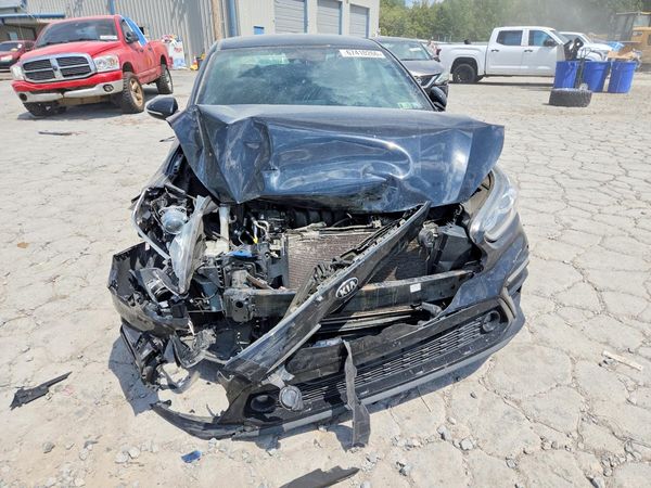 2020 KIA FORTE GT Line