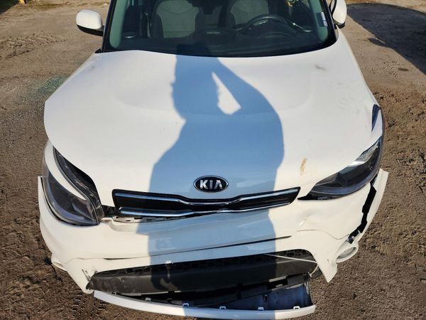 2018 KIA SOUL