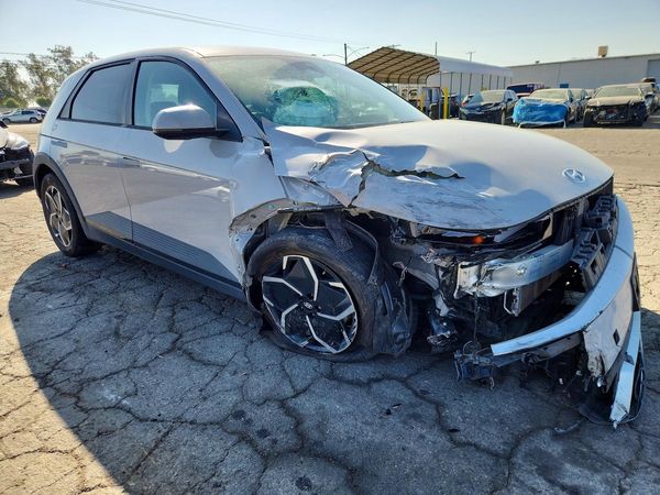 2023 HYUNDAI IONIQ SEL — Passenger 3/4