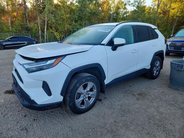 2022 TOYOTA RAV4 — DSFA — Front 3/4