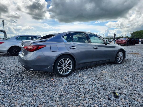 2020 INFINITI Q50