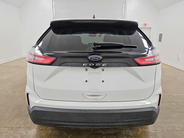 2021 FORD EDGE SE