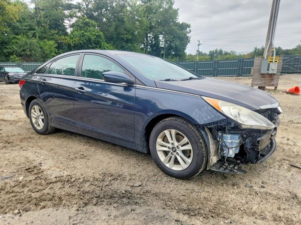 2013 HYUNDAI SONATA GLS/ GLS Popular
