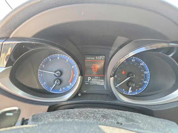 2016 TOYOTA COROLLA