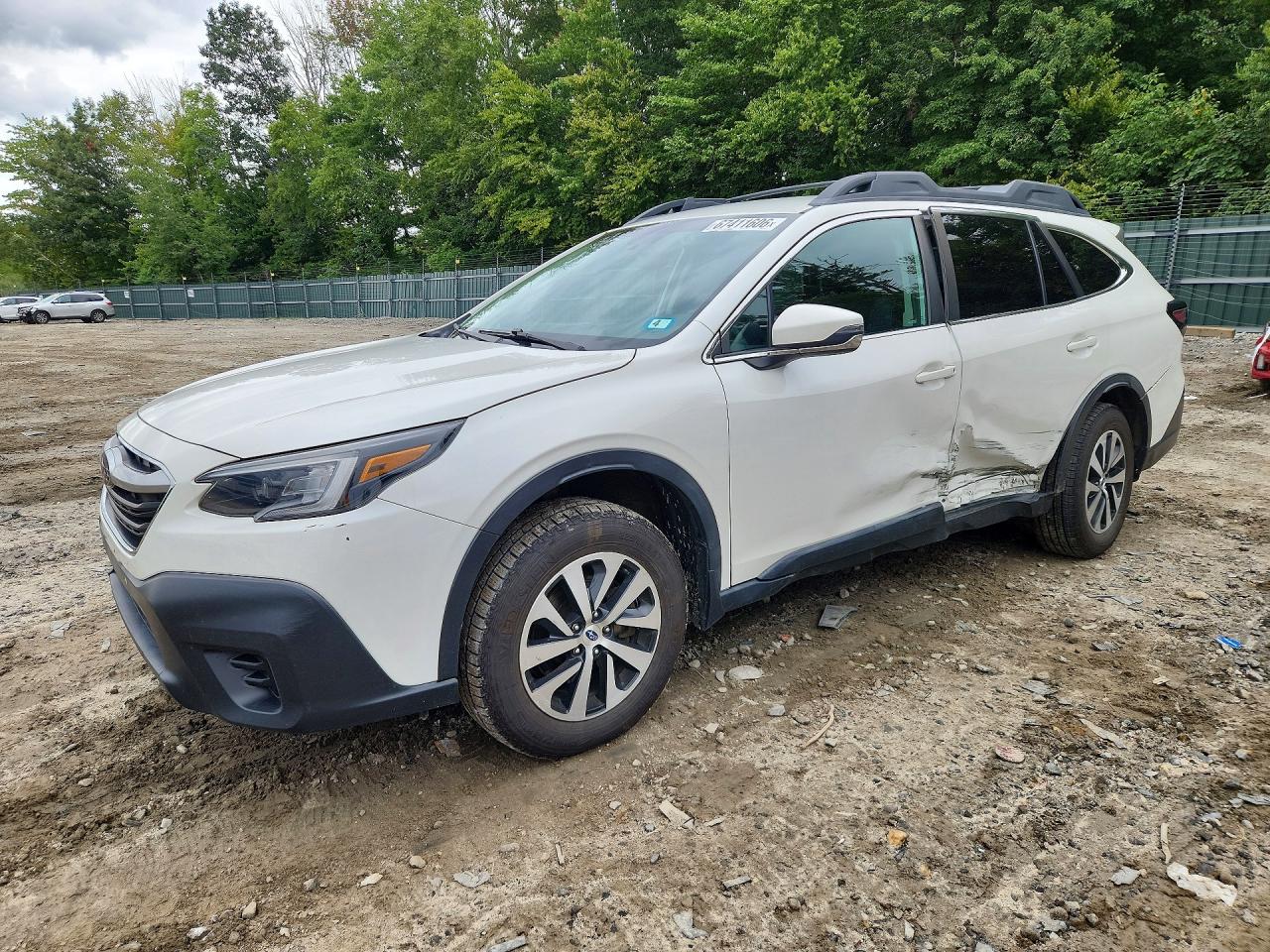 2020 SUBARU OUTBACK Premium