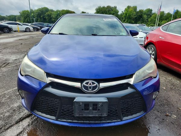 2015 TOYOTA CAMRY
