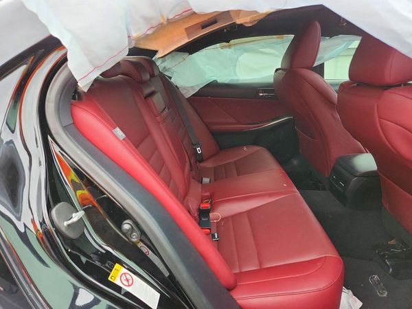 2015 LEXUS IS