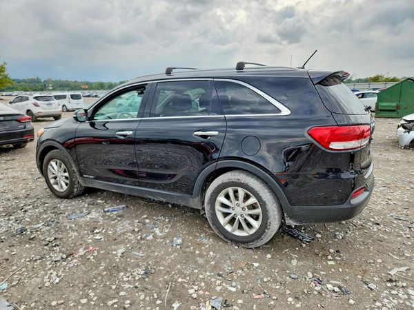 2017 KIA SORENTO L, LX