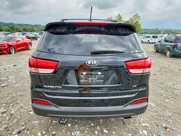 2017 KIA SORENTO L, LX