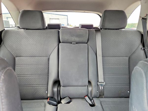 2017 KIA SORENTO L, LX