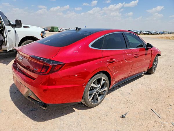 2022 HYUNDAI SONATA