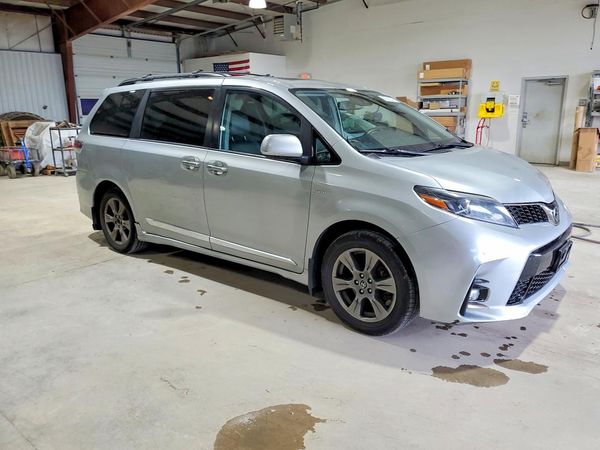 2020 TOYOTA SIENNA S grade